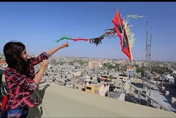    مبادرة الطائرات الورقية 